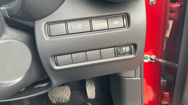 Nissan Juke 1.6 Hybrid N-Connecta 5dr Auto Hybrid Hatchback